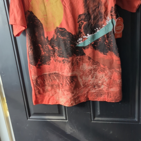 Boys Mountain Snowboarding Graphic Tee, Orange NWT - Picture 5 of 10